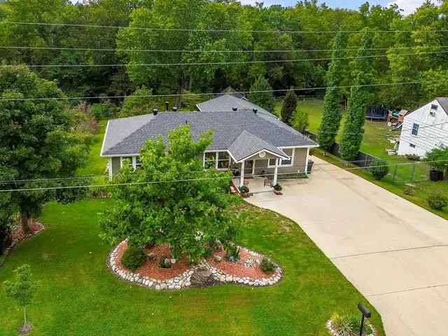 $320,000 | 2124 North 67th Street, Kansas City, KS 66104