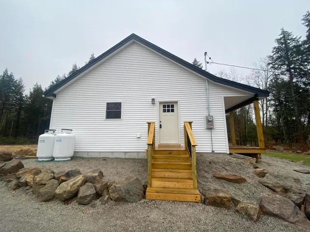 $395,000 | 11 Marston Road, Baldwin, ME 04091