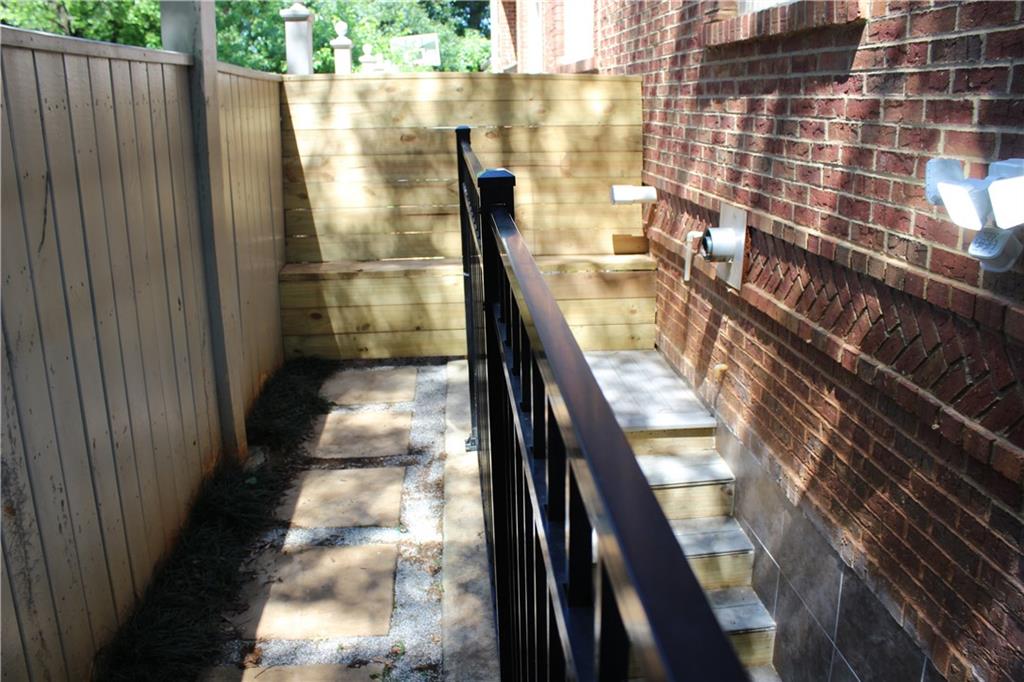 1124 Center Street Northwest Atlanta, GA 30318 - Photo 19 of 20 a picture of outdoor space
