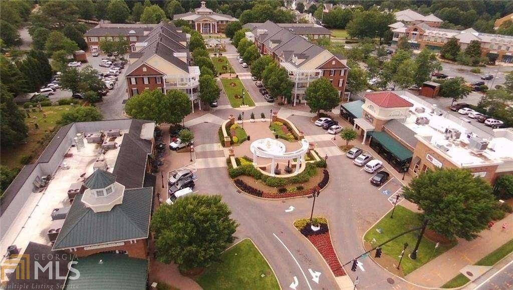 711 Spring Heights Lane, Unit 711 Smyrna, GA 30080 - Photo 29 of 30 an aerial view of residential houses with outdoor space