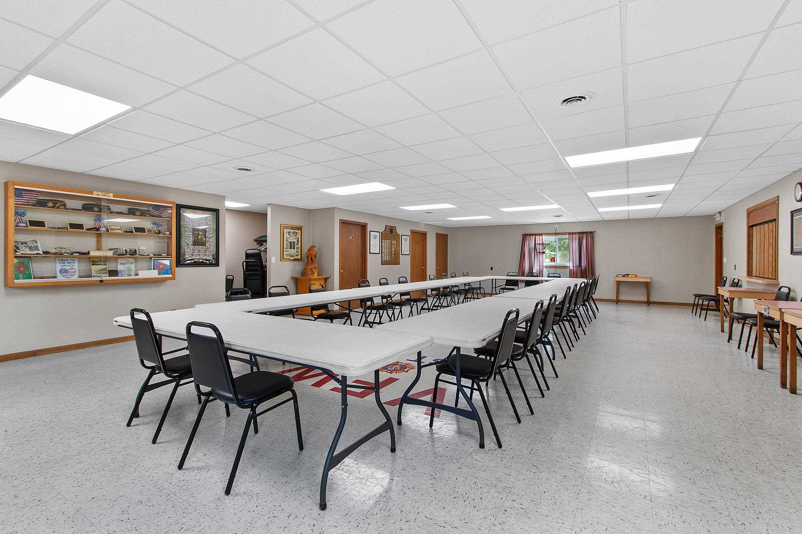 202 West Lieg Avenue Shawano, WI 54166 - Photo 3 of 48