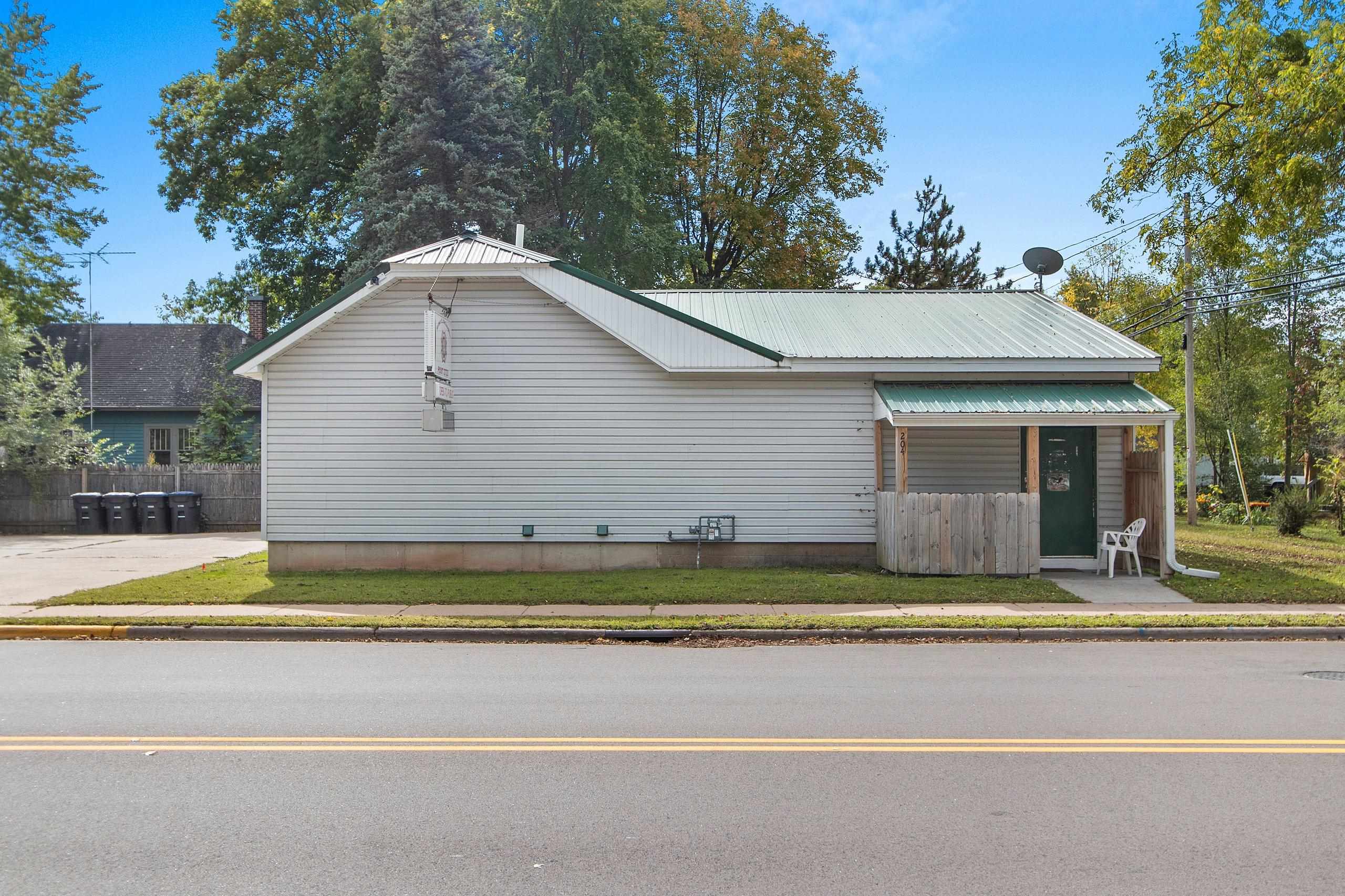 202 West Lieg Avenue Shawano, WI 54166 - Photo 36 of 48