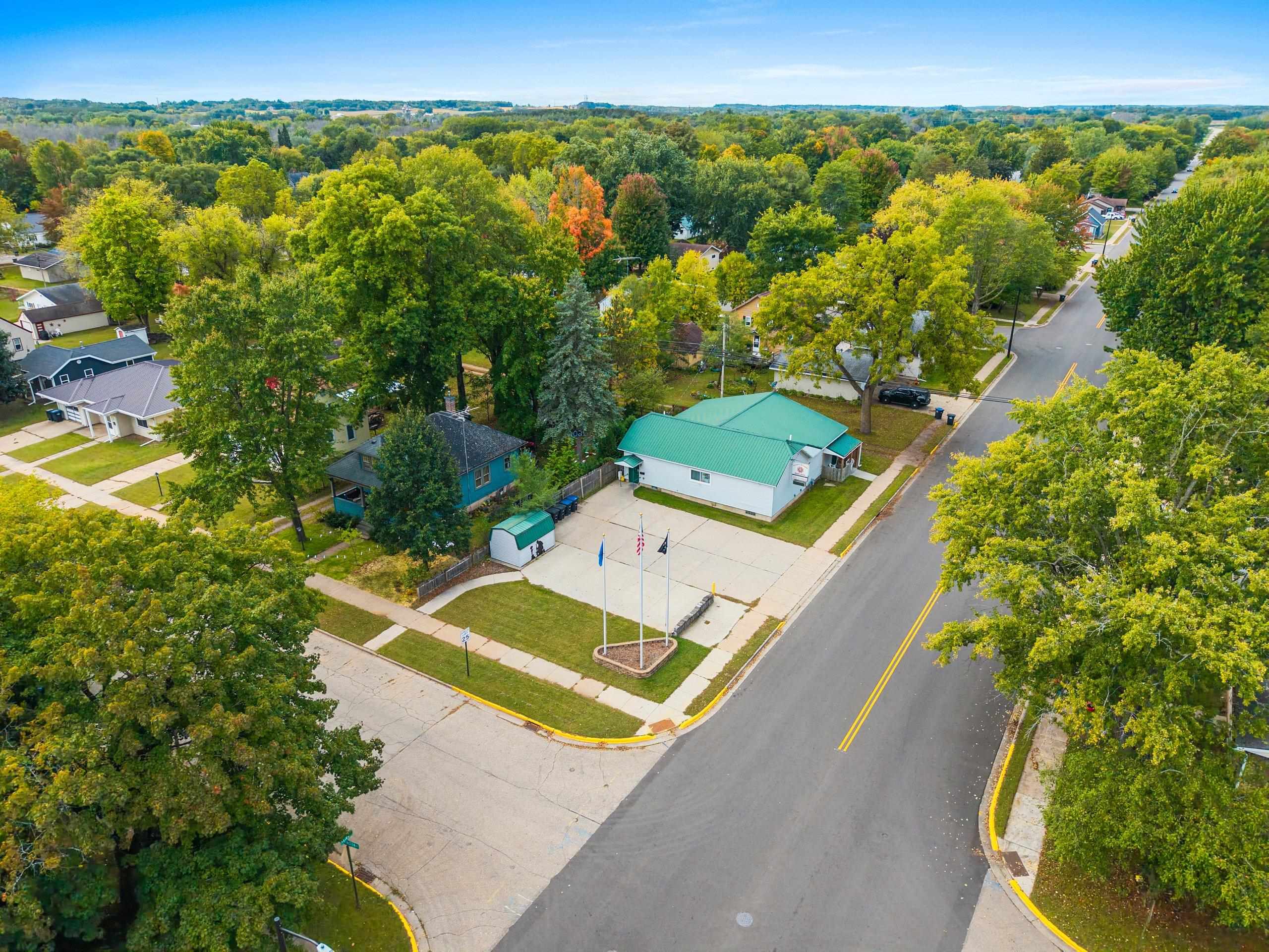 202 West Lieg Avenue Shawano, WI 54166 - Photo 41 of 48