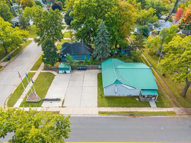 $170,000 | 202 West Lieg Avenue, Shawano, WI 54166
