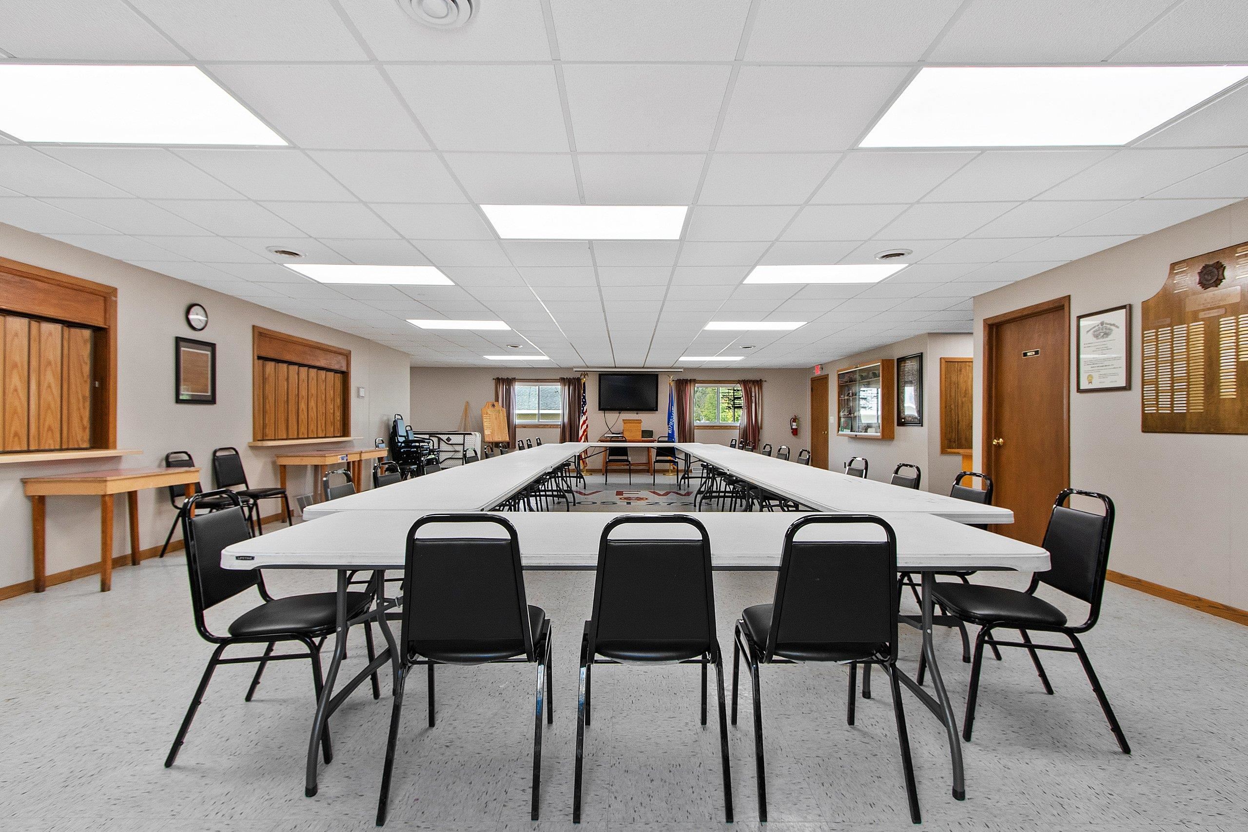 202 West Lieg Avenue Shawano, WI 54166 - Photo 5 of 48