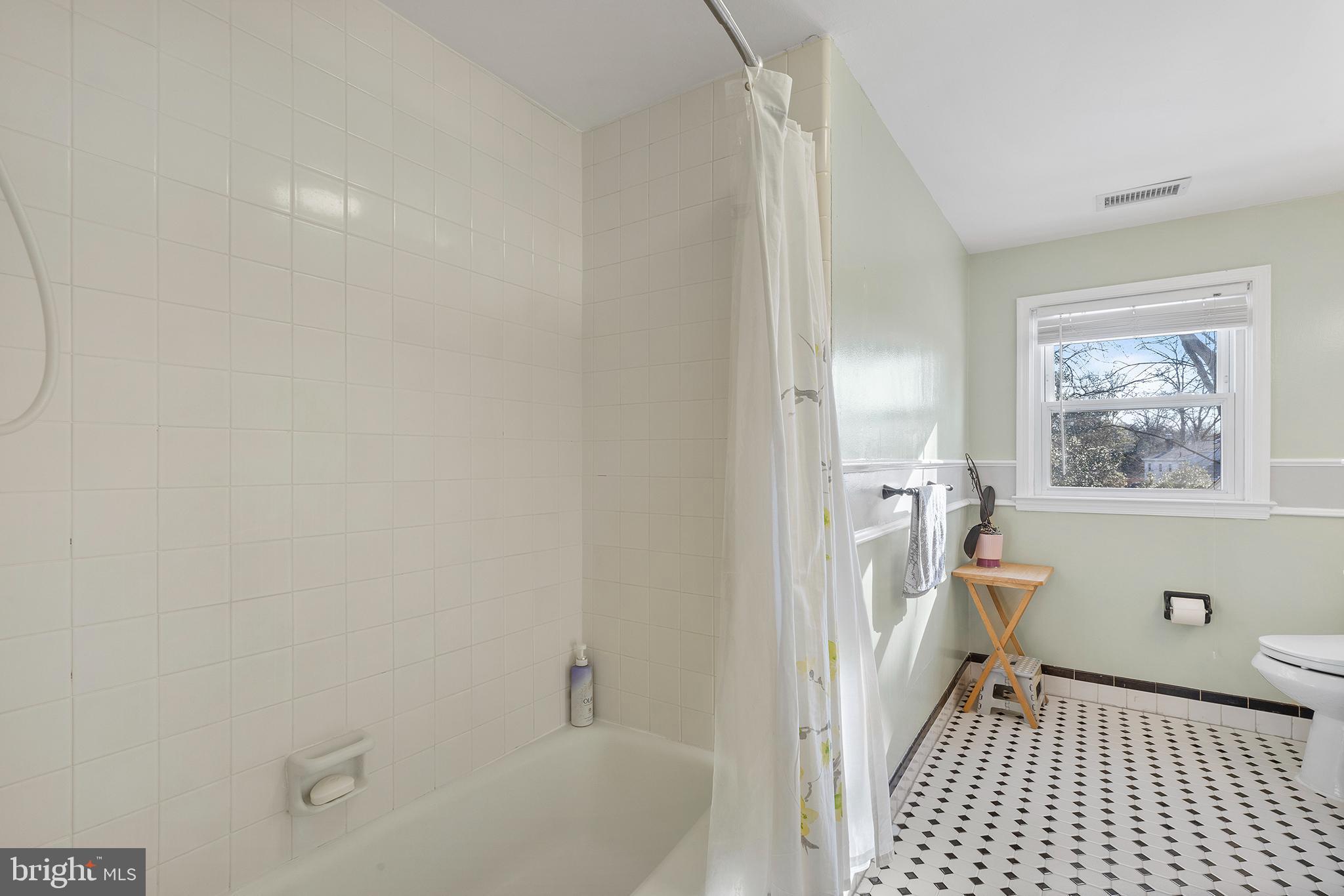 203 Glendale Road Wallingford, PA 19086 - Photo 23 of 34 Gallery Image 23