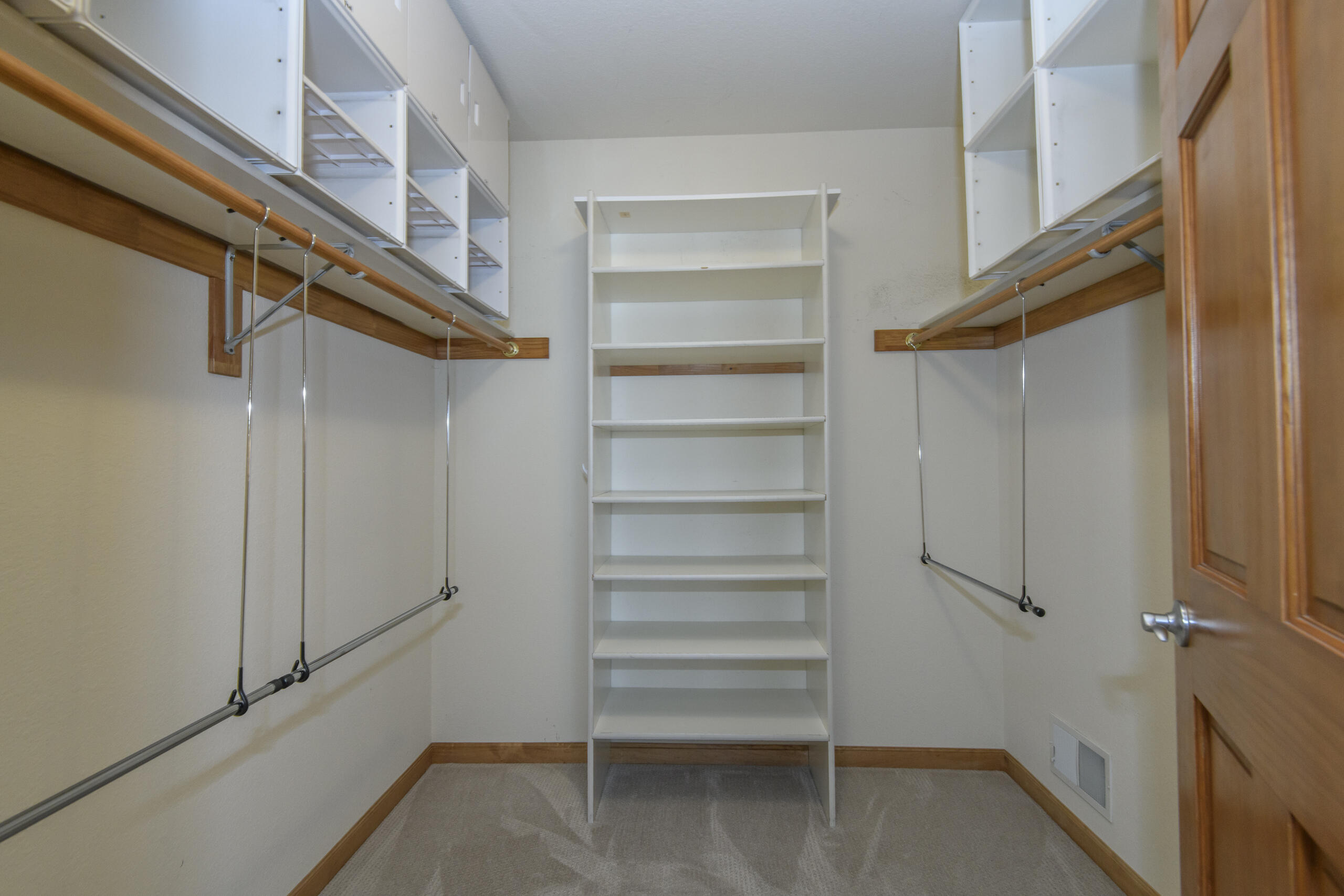 2217 Deer Path Waukesha, WI 53189 - Photo 25 of 54 Primary Bedroom Closet