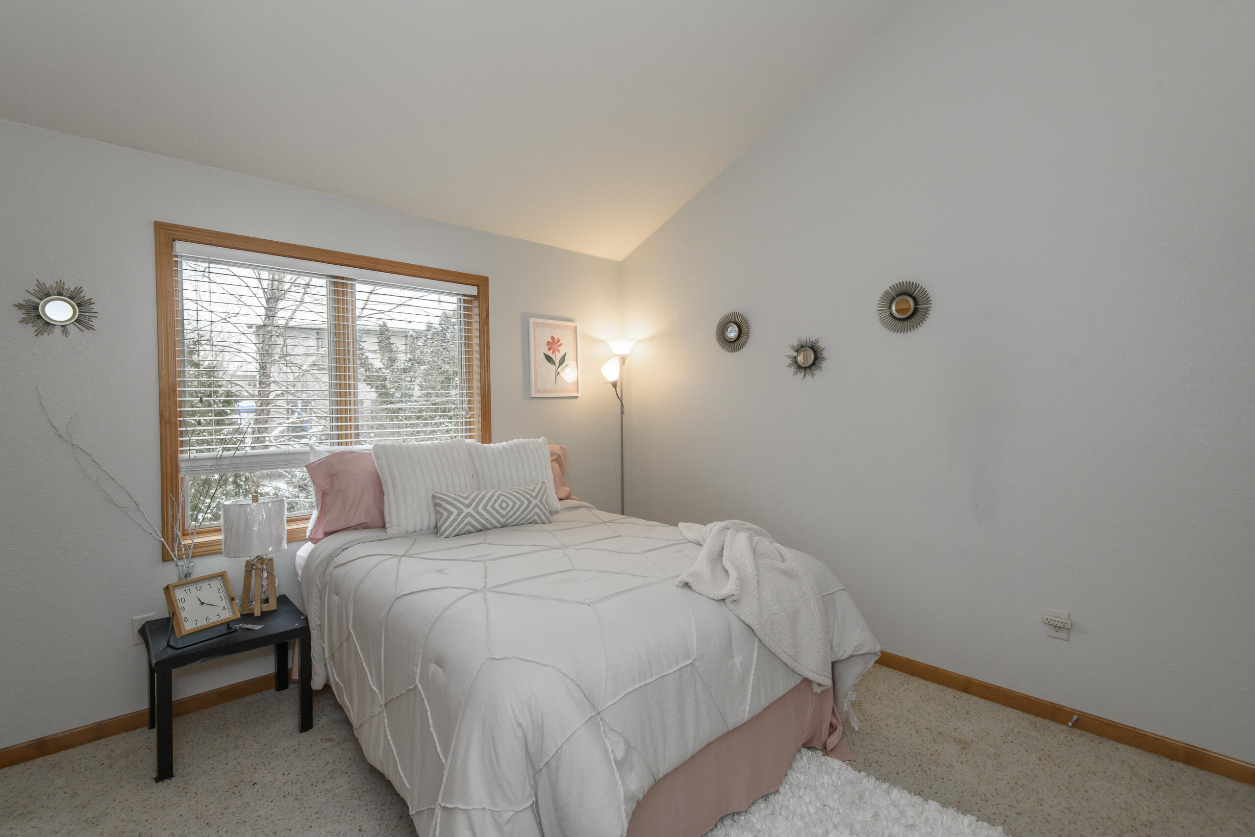 2217 Deer Path Waukesha, WI 53189 - Photo 28 of 54 Bedroom 2