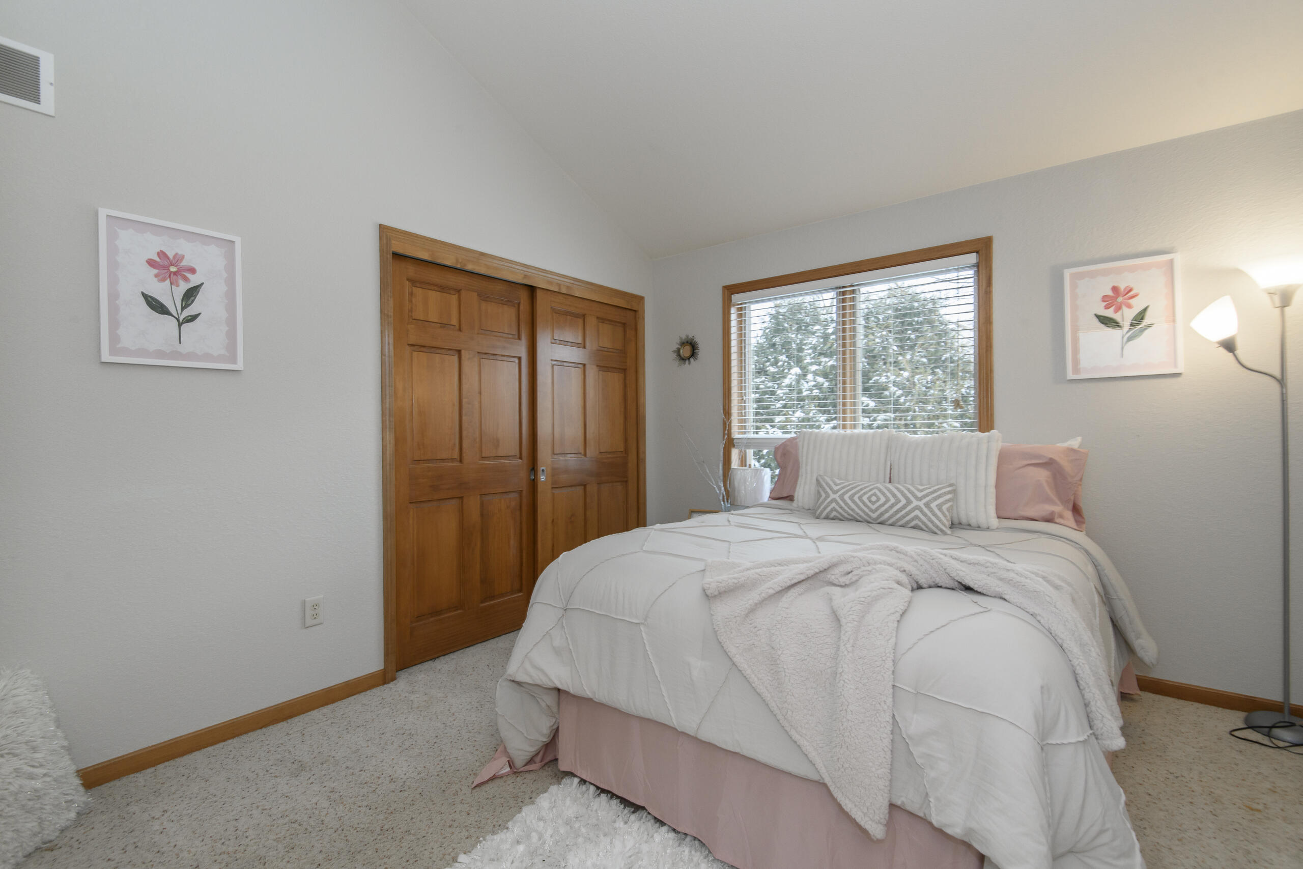 2217 Deer Path Waukesha, WI 53189 - Photo 29 of 54 Bedroom 2