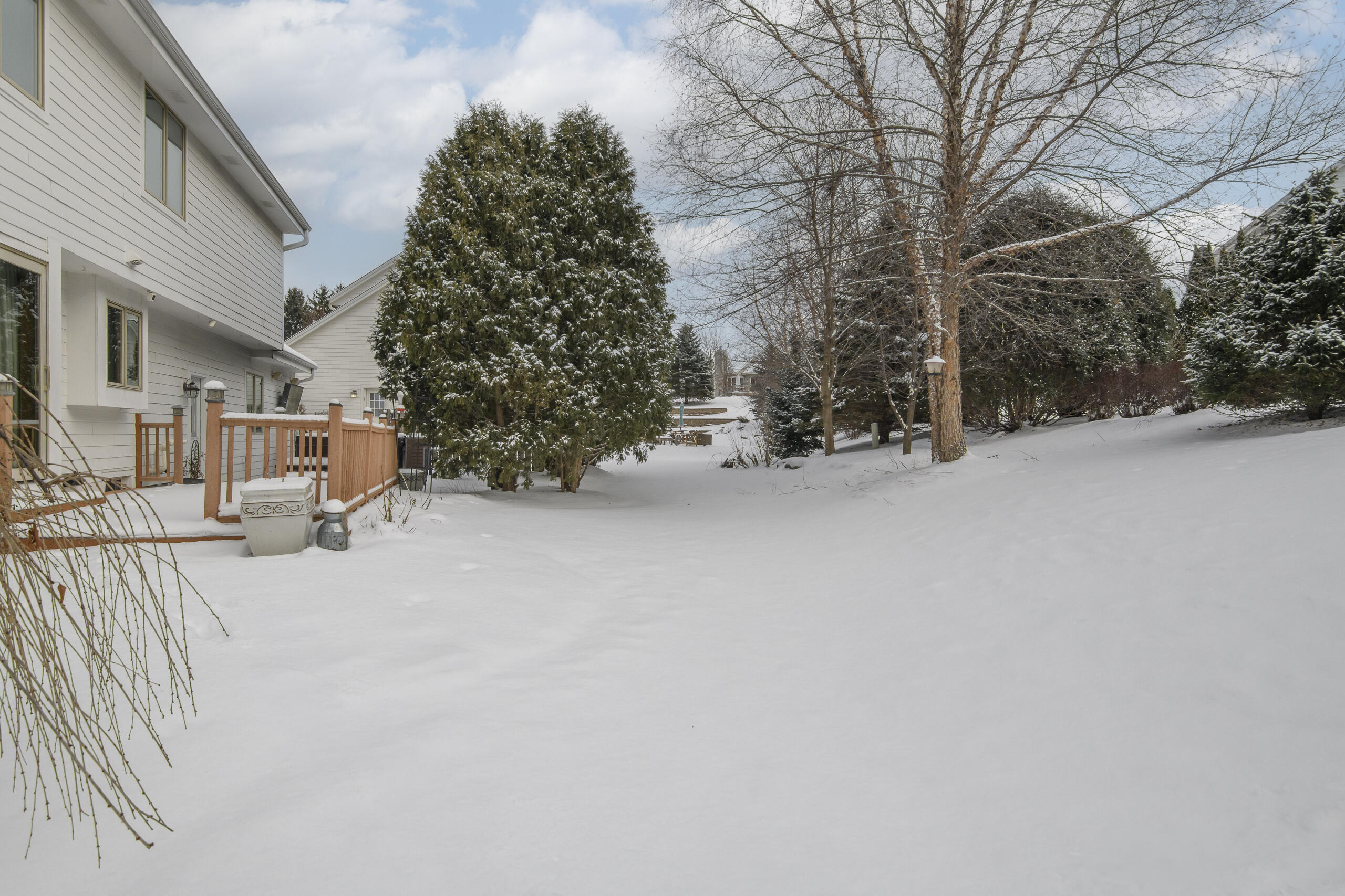 2217 Deer Path Waukesha, WI 53189 - Photo 53 of 54 Exterior