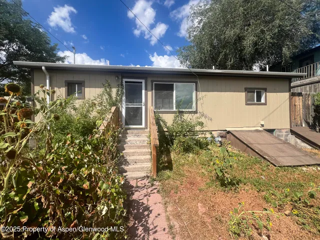 $325,000 | 420 West 16th Street, Rifle, CO 81650