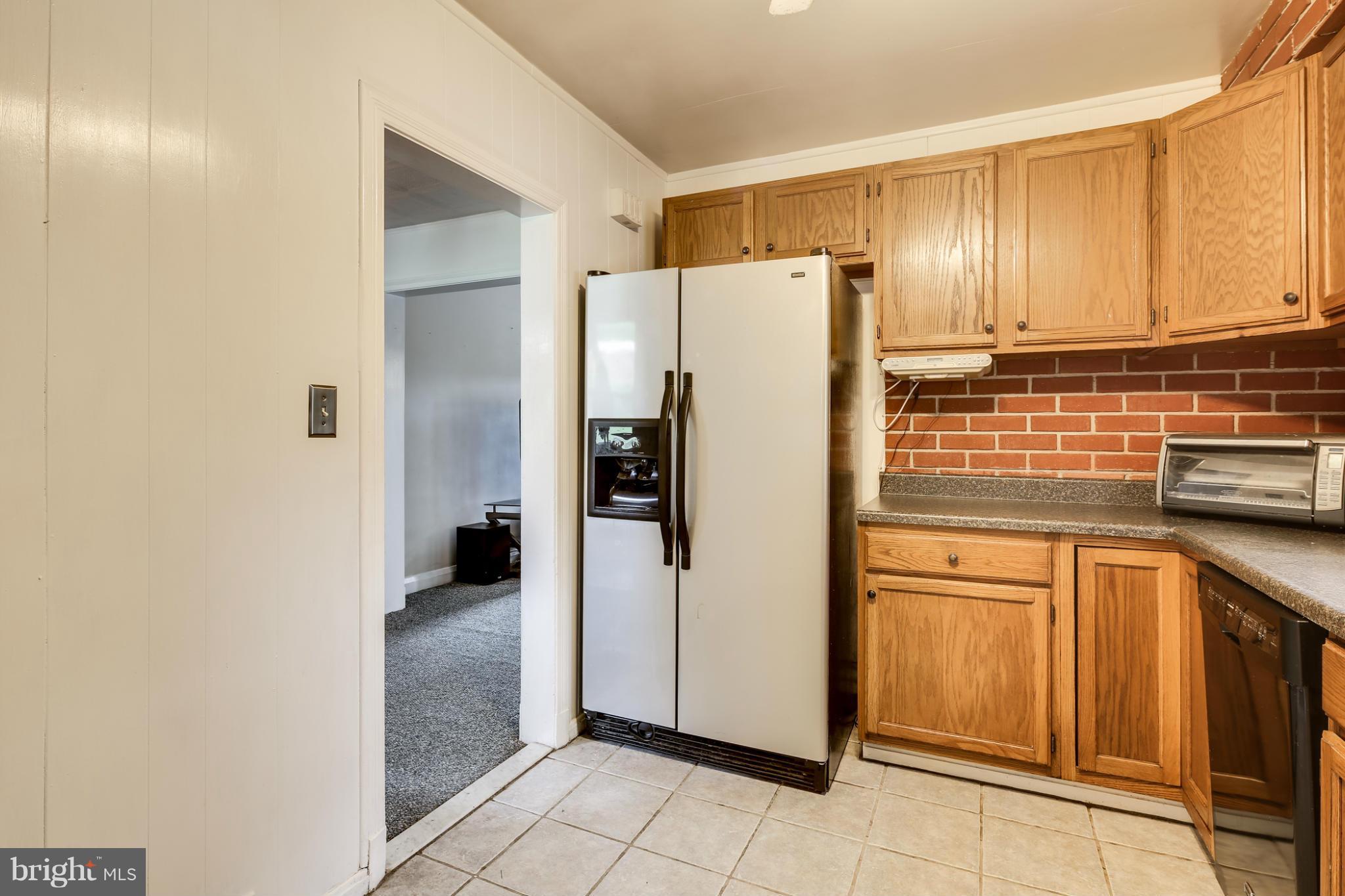 9832 Harford Road Baltimore, MD 21234 - Photo 14 of 30 Kitchen