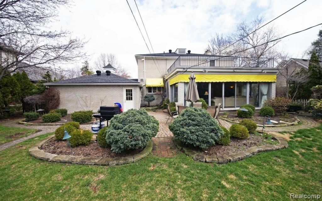 611 Hampton Road Grosse Pointe, MI 48236 - Photo 26 of 26 26-photo-web-1680x1050-461885.jpg