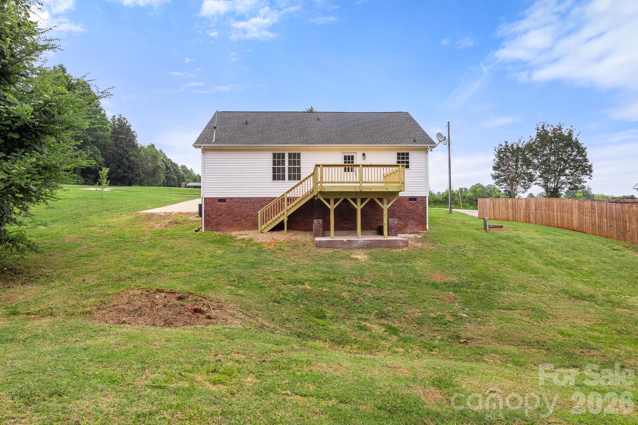 2931 Greenleaf Road Clover, SC 29710 - Photo 34 of 36