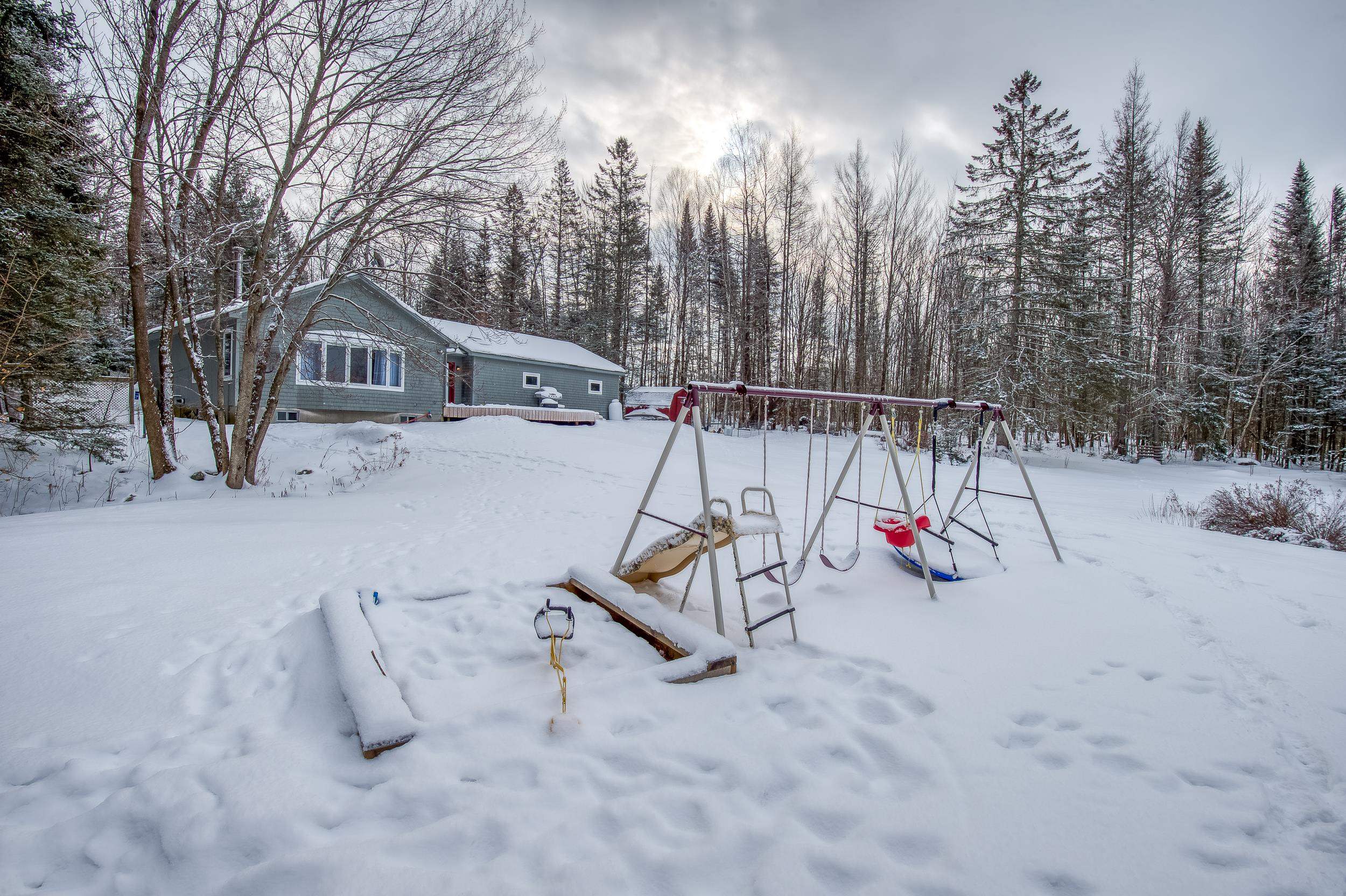 153 Old E Road Whitefield, NH 03598 - Photo 8 of 37