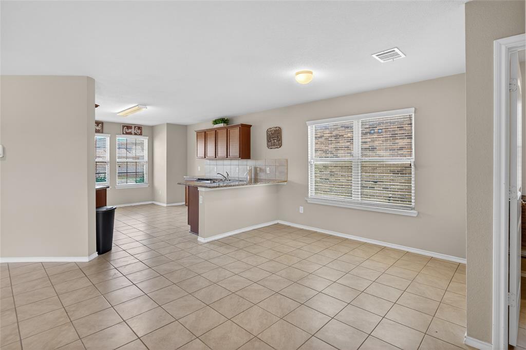 2256 Spring Hollow Drive Lancaster, TX 75134 - Photo 9 of 34
