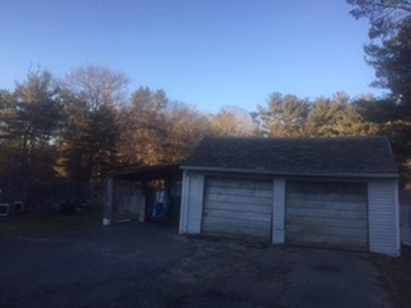 46 Chipaway Road Freetown, MA 02717 - Photo 10 of 16 Gallery Image 10