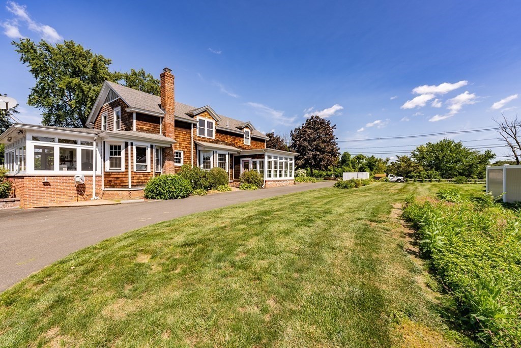435 River Road Agawam, MA 01001 - Photo 2 of 42 Gallery Image 2