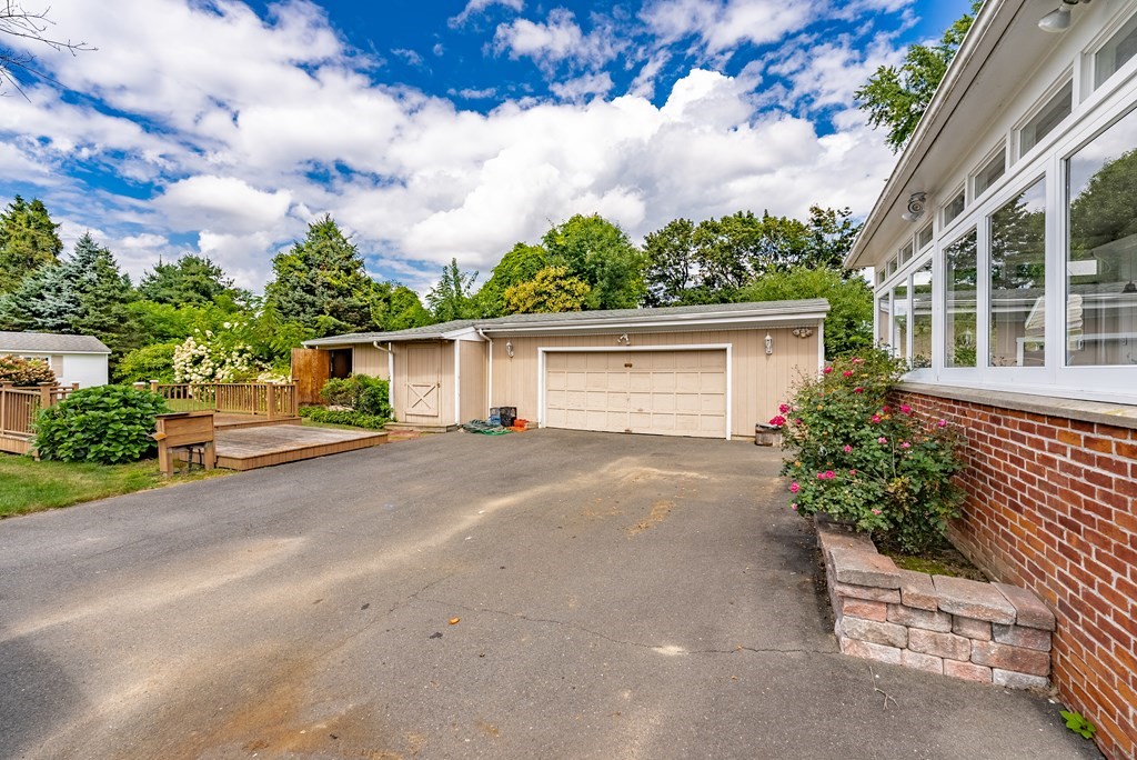 435 River Road Agawam, MA 01001 - Photo 39 of 42 Gallery Image 39
