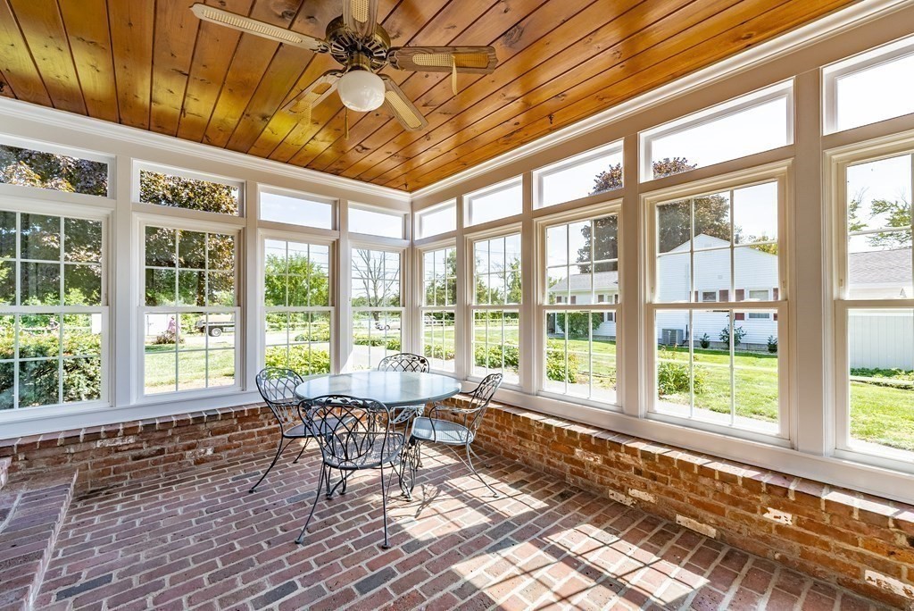 435 River Road Agawam, MA 01001 - Photo 6 of 42 Gallery Image 6
