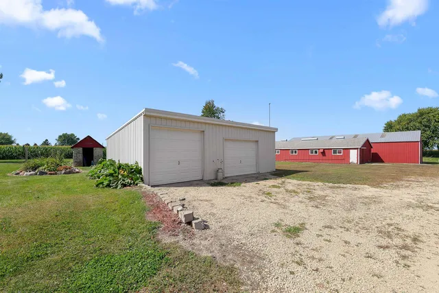 $599,900 | W346 County Road P, Randolph, WI 53956