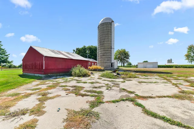 $599,900 | W346 County Road P, Randolph, WI 53956