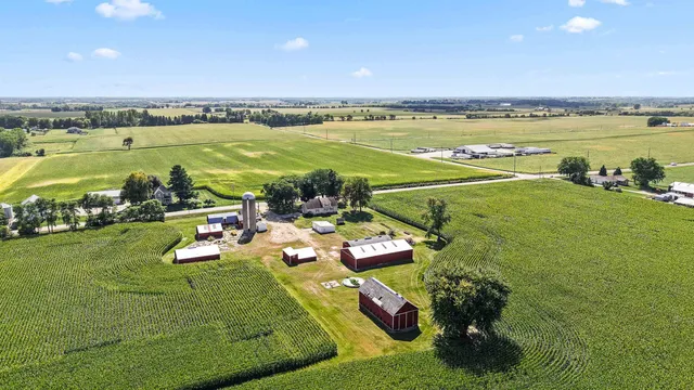 $599,900 | W346 County Road P, Randolph, WI 53956