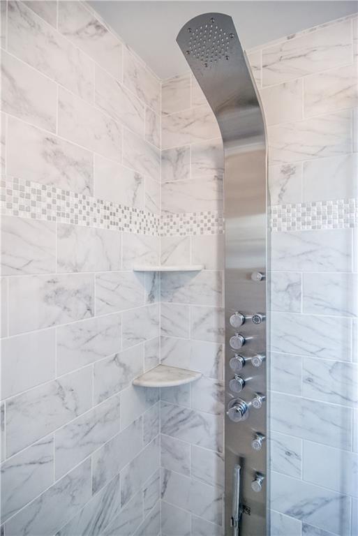 2332 Mill Grove Road Pittsburgh, PA 15241 - Photo 19 of 25 Raiinfall shower and body spraying system