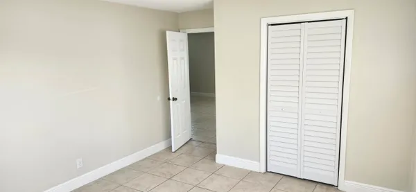 $2,050 | 564 Holly Drive, Unit 1, Palm Beach Gardens, FL 33410