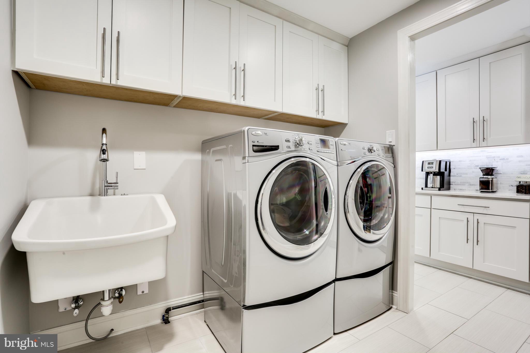 10667 Quarterstaff Road Columbia, MD 21044 - Photo 14 of 30 Main Level Laundry Room