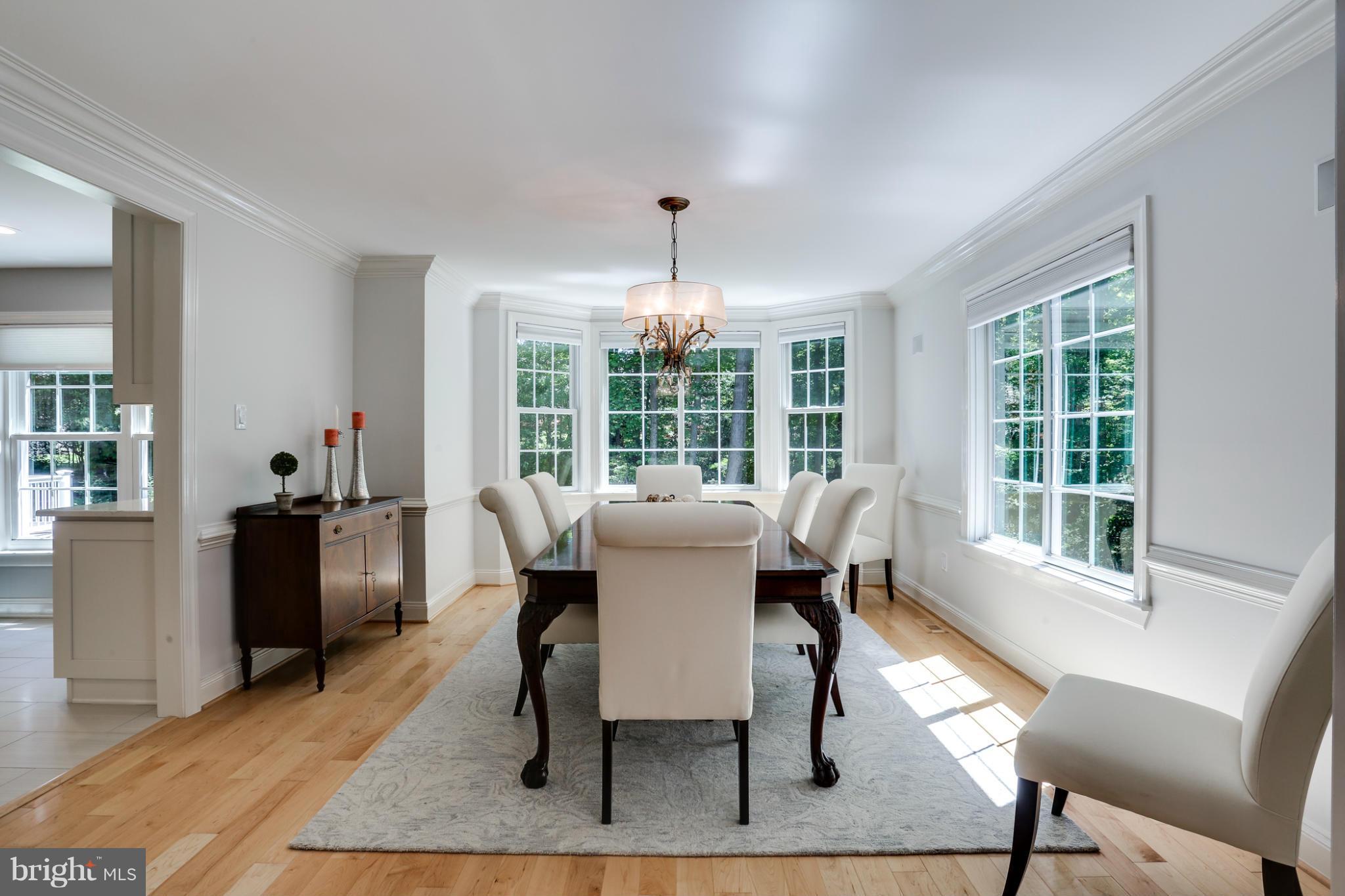 10667 Quarterstaff Road Columbia, MD 21044 - Photo 4 of 30 Dining Room