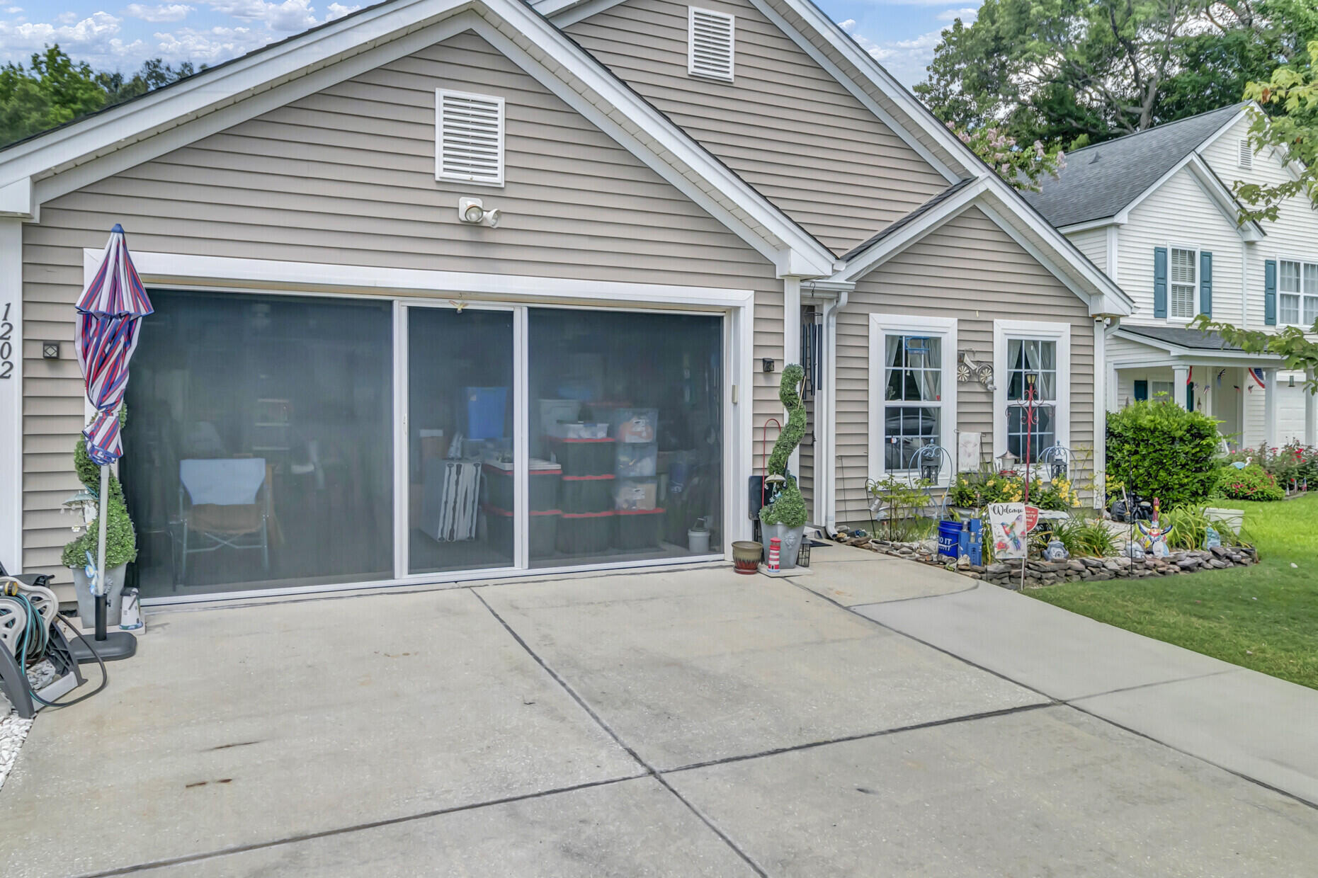1202 Catbird Court Hanahan, SC 29445 - Photo 24 of 29 IMG_1491
