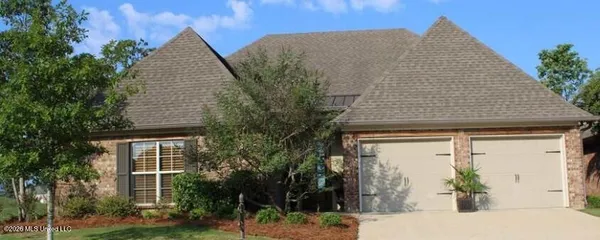 $370,000 | 3 Enclave Circle, Ridgeland, MS 39157