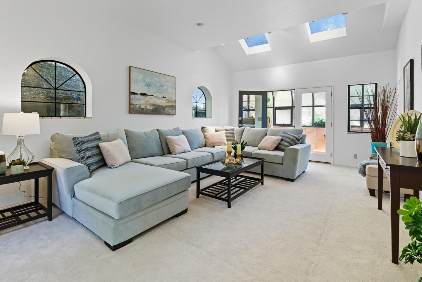 600 Nicasio Way Soquel, CA 95073 - Photo 18 of 47 a living room with furniture and a window