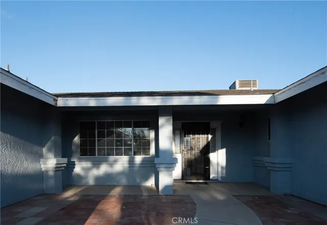 $2,600 | 11875 Morning Star Road, Apple Valley, CA 92308