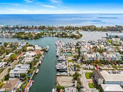 $780,000 | 2839 Northeast 28th Avenue, Lighthouse Point, FL 33064