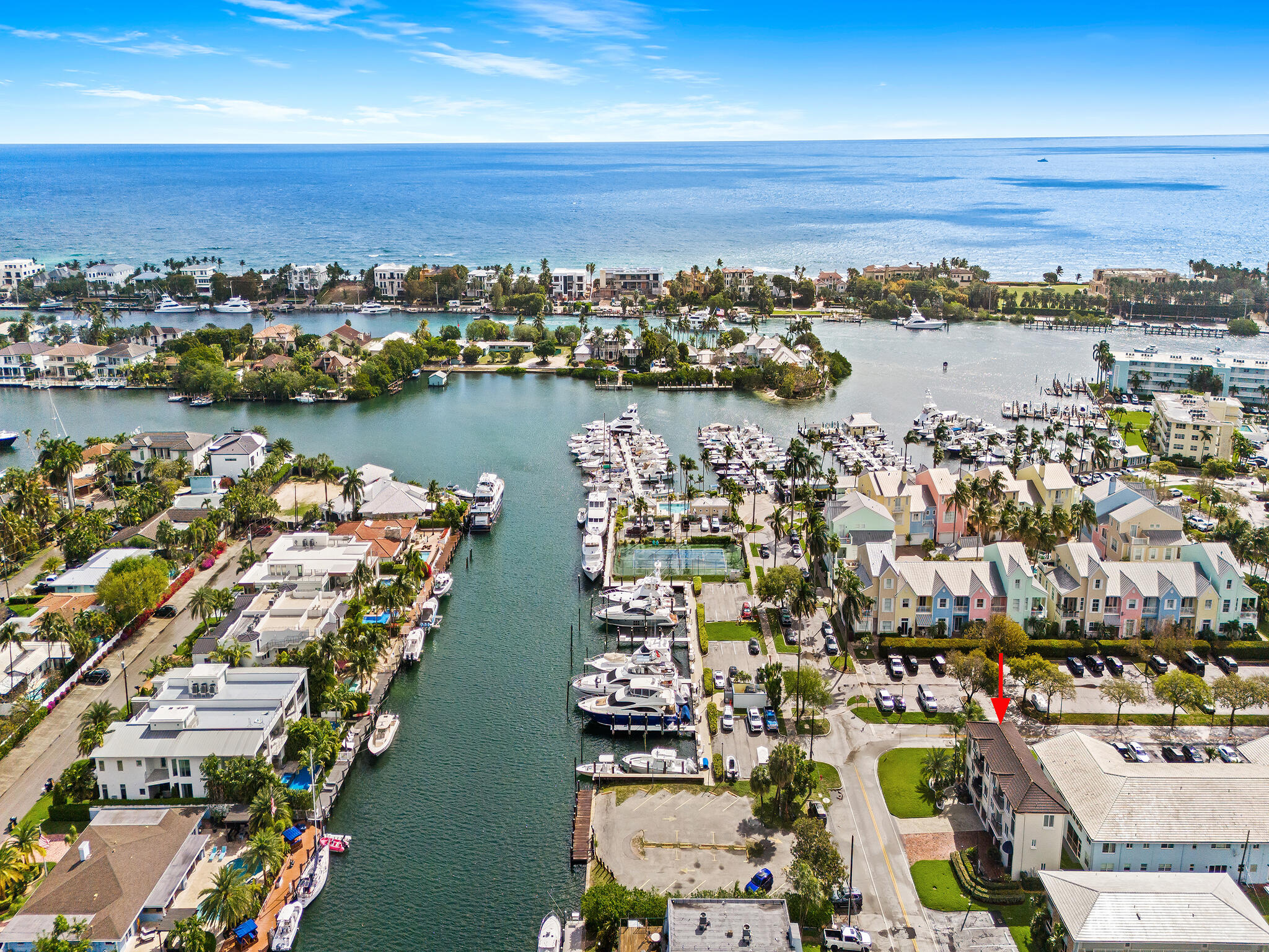 2839 Northeast 28th Avenue Lighthouse Point, FL 33064 - Photo 3 of 30 DJI_20260320110653_0771_D