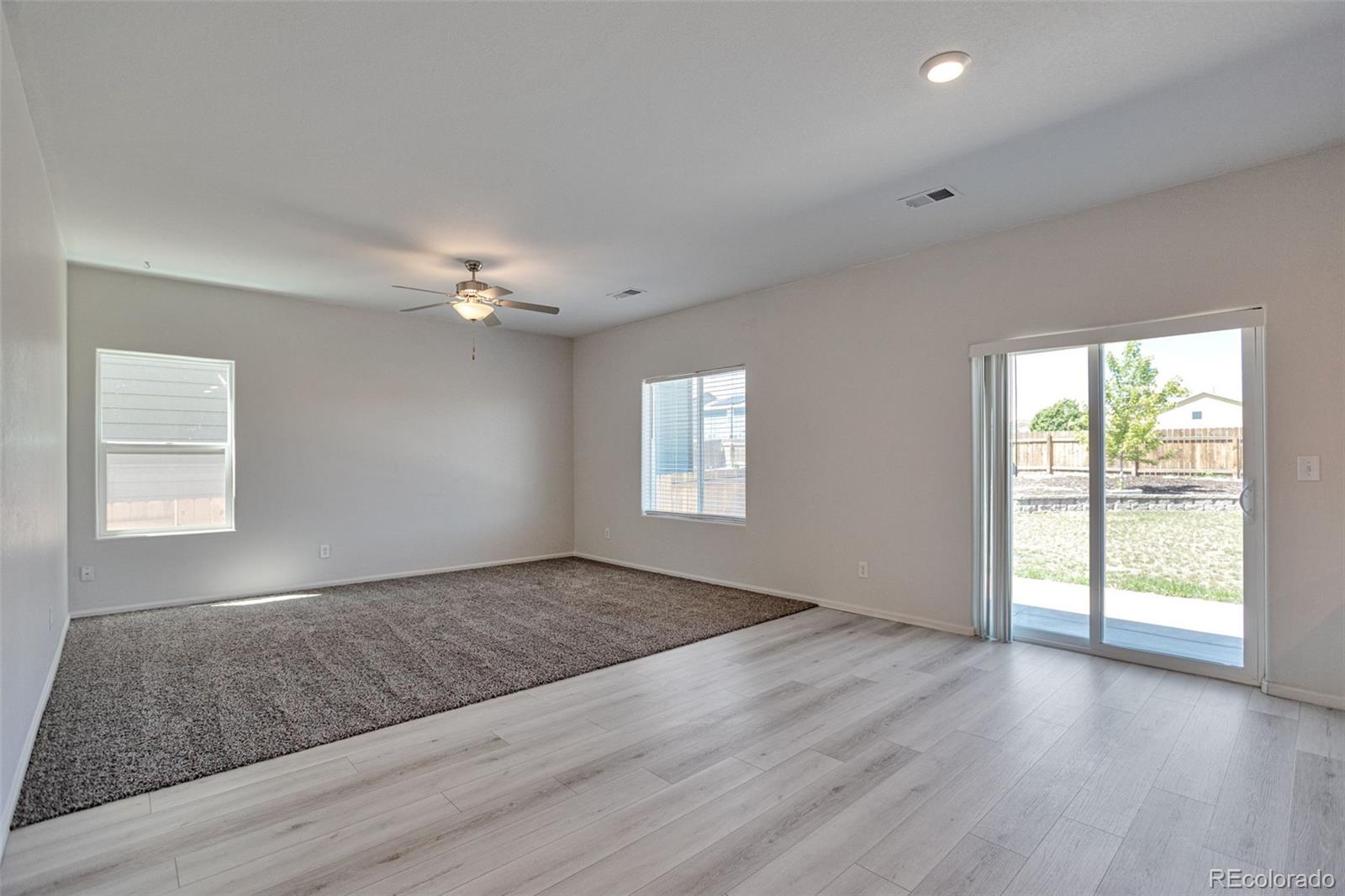 359 Maple Street Bennett, CO 80102 - Photo 11 of 26