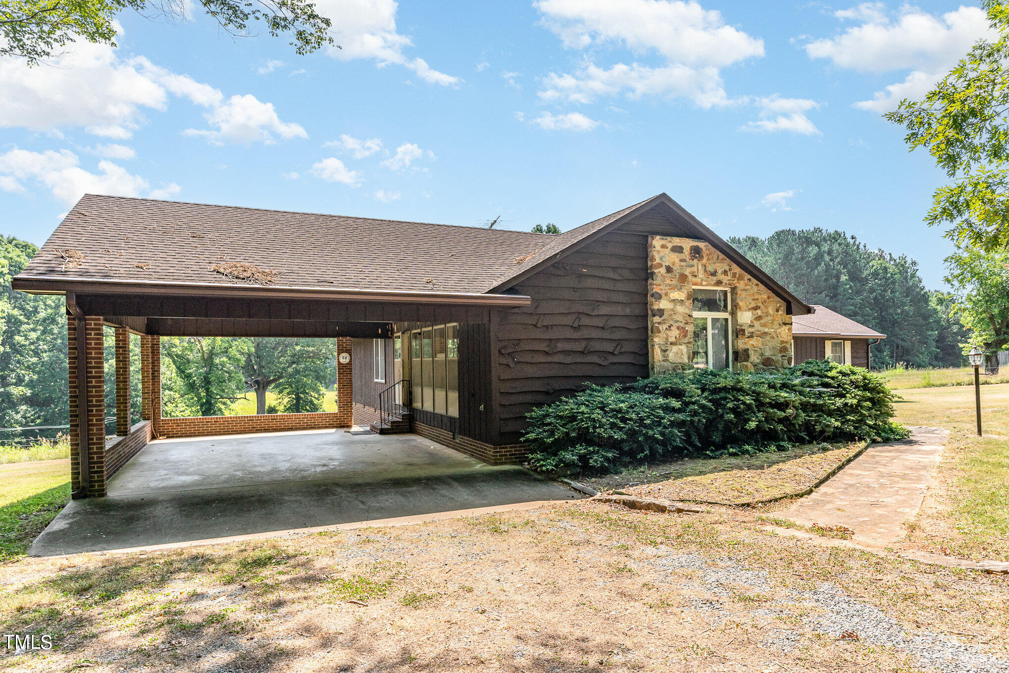 8450 Perry Road Graham, NC 27253 - Photo 26 of 37