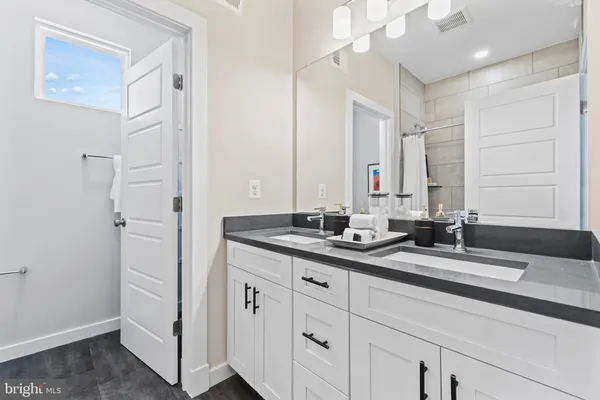 $679,990 | 113 Summit Point Boulevard, Unit 19J, Bowie, MD 20716