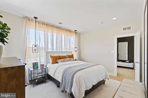 $679,990 | 113 Summit Point Boulevard, Unit 19J, Bowie, MD 20716