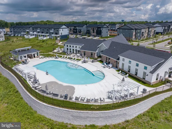 $679,990 | 113 Summit Point Boulevard, Unit 19J, Bowie, MD 20716