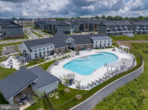 $679,990 | 113 Summit Point Boulevard, Unit 19J, Bowie, MD 20716