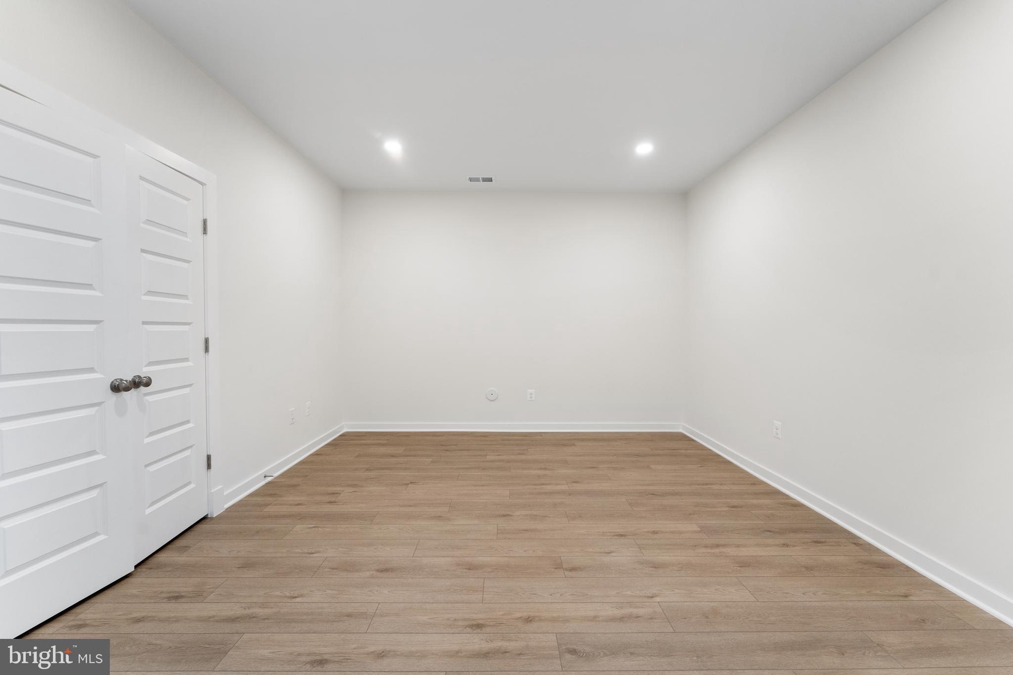113 Summit Point Boulevard, Unit 19J Bowie, MD 20716 - Photo 20 of 38 a view of an empty room