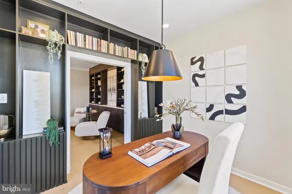 $679,990 | 113 Summit Point Boulevard, Unit 19J, Bowie, MD 20716