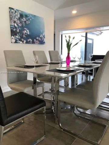 $3,700 | 534 Northeast 195th Street, Unit 534, Miami, FL 33179