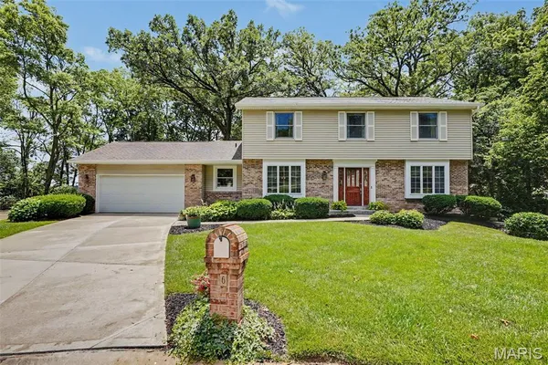 $449,000 | 6 White Bark Court, St. Charles, MO 63304