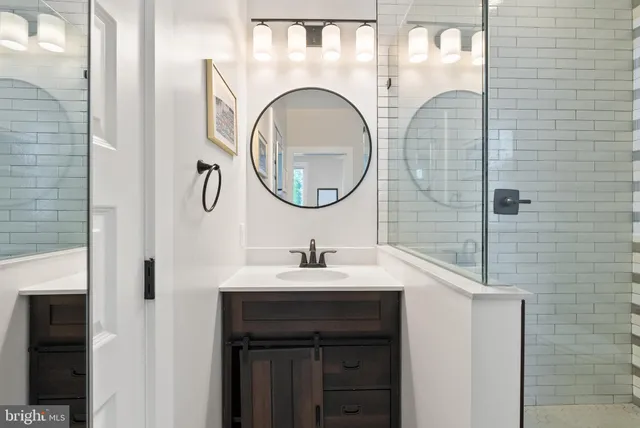 $665,000 | 781 Columbia Road Northwest, Unit 1, Washington, DC 20001