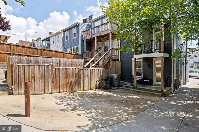 $665,000 | 781 Columbia Road Northwest, Unit 1, Washington, DC 20001