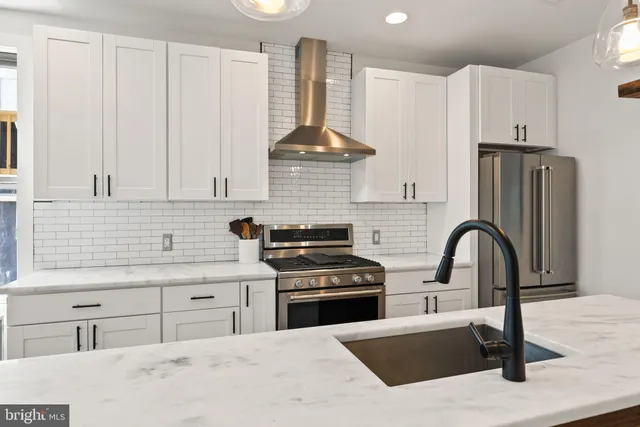 $665,000 | 781 Columbia Road Northwest, Unit 1, Washington, DC 20001